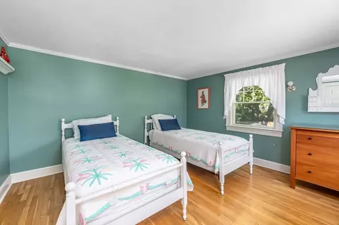 100 Thornton Rd, Needham, MA 02492 photo 18