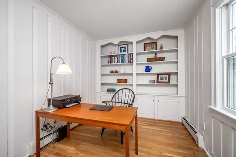100 Thornton Rd, Needham, MA 02492 photo 13