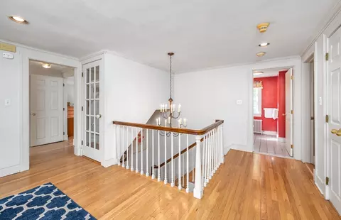 100 Thornton Rd, Needham, MA 02492 photo 14