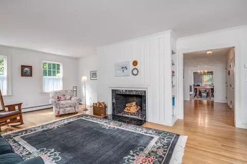 100 Thornton Rd, Needham, MA 02492 photo 9