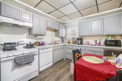 232 Harrison St, Fall River, MA 02723 photo 5