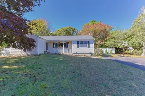 Exterior - 39 Maddaket Ln, Barnstable, MA 02632 photo 3 of 13