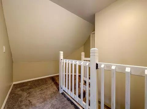 Entry Way - 26 Grant St, Springfield, MA 01109 photo 2 of 2