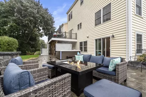 2 Chapman Knl, Canton, MA 02021 photo 40