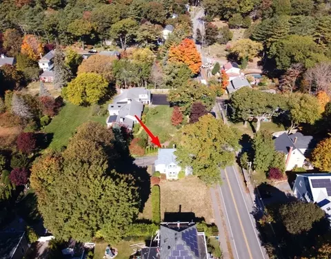 120 Pine St, Manchester, MA 01944