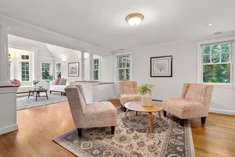 Living - 20 Boswell Rd, Reading, MA 01867 photo 2 of 4