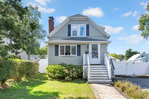 8 Emeline St, Woburn, MA 01801