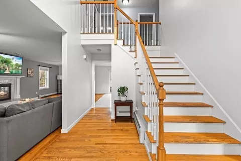Entry Way - 24 Pondview Rd, Acushnet, MA 02743 photo 1 of 3