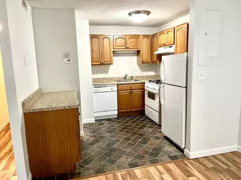685 Oak St #2-9, Brockton, MA 02301