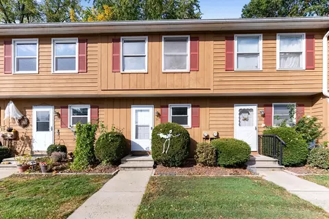 343 Chicopee St #31, Chicopee, MA 01013