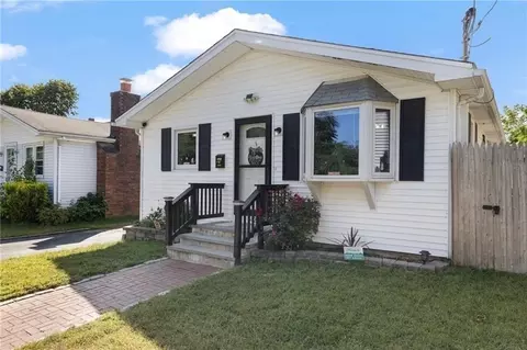 142 Eliza St, Providence, RI 02909