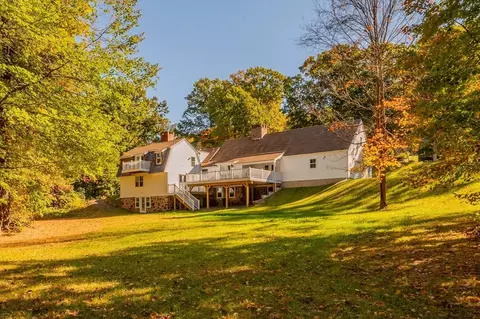 195 Newgate Rd, East Granby, CT 06026