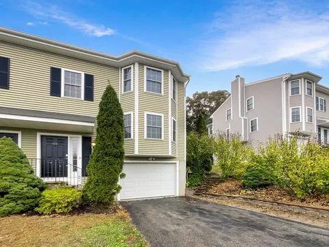 65 Sophia Dr, Worcester, MA 01607