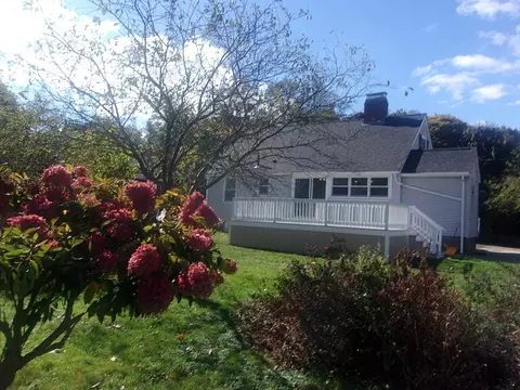 33 Richards Rd, Hull, MA 02045 photo 3