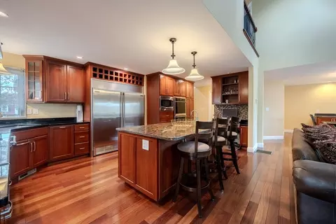 91 Francis St, Worcester, MA 01606 photo 8