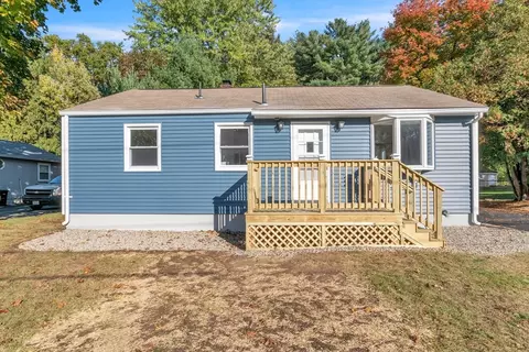 67 Holland Dr, East Longmeadow, MA 01028