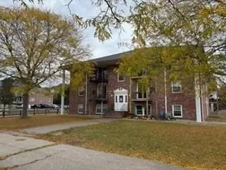 10 Woodman Way #10, Newburyport, MA 01950