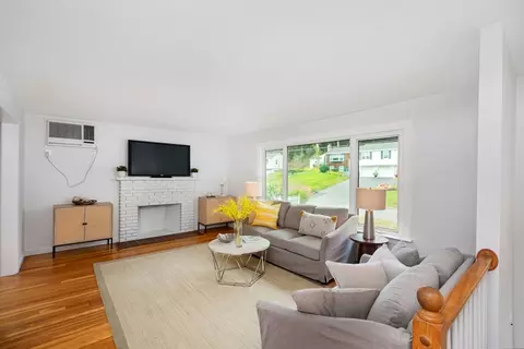 Living - 33 Dover Rd, Millis, MA 02054 photo 2 of 4