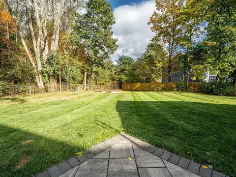 34 Milford St, Upton, MA 01568 photo 32