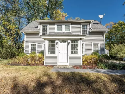 34 Milford St, Upton, MA 01568 photo 1