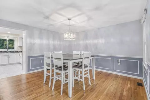 3 King Philip Path, Mendon, MA 01756 photo 10