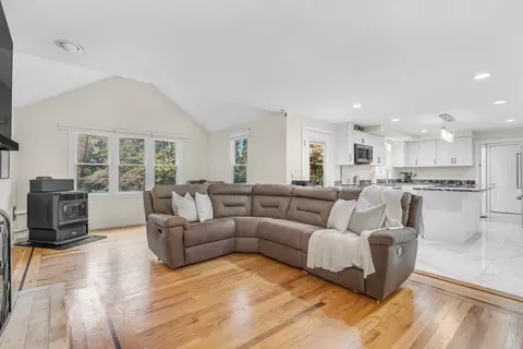 3 King Philip Path, Mendon, MA 01756 photo 15