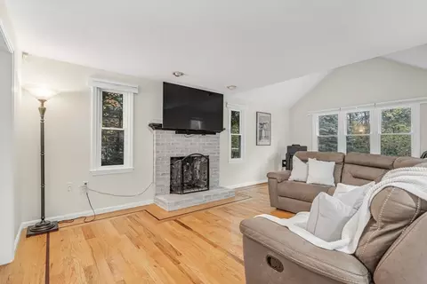 3 King Philip Path, Mendon, MA 01756 photo 16