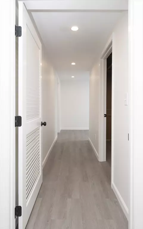 Entry Way - 7 Warwick Way, Mashpee, MA 02649 photo 3 of 4