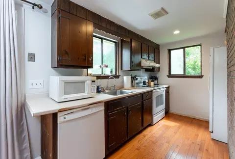 8 Jacques Ln, Gloucester, MA 01930 photo 10