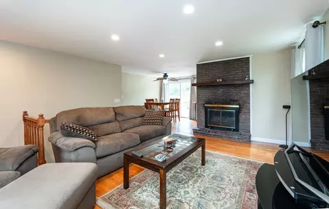 8 Jacques Ln, Gloucester, MA 01930 photo 6