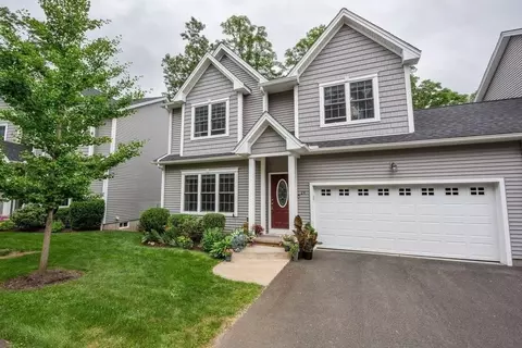 24 Rivercrest Way #24, South Hadley, MA 01075