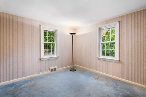 451 Pleasant St, Raynham, MA 02767 photo 15