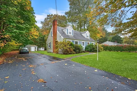 451 Pleasant St, Raynham, MA 02767 photo 38