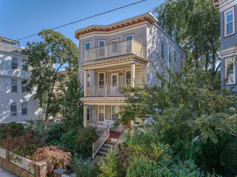 85 Child St #2, Boston, MA 02130