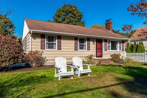145 East St, Wrentham, MA 02093