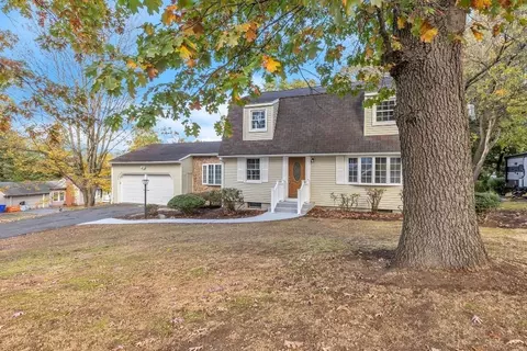 Exterior - 281 Newton Rd, Springfield, MA 01118 photo 3 of 8