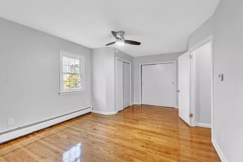 Bedroom - 281 Newton Rd, Springfield, MA 01118 photo 3 of 5