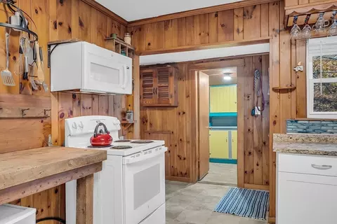 41 Orange Rd, Warwick, MA 01378 photo 6