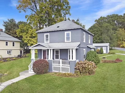77 Malvern Rd, Worcester, MA 01610