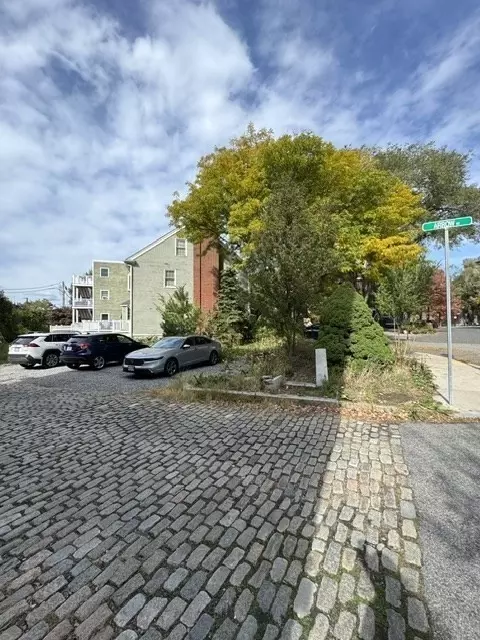 24 Washington St, Boston, MA 02129