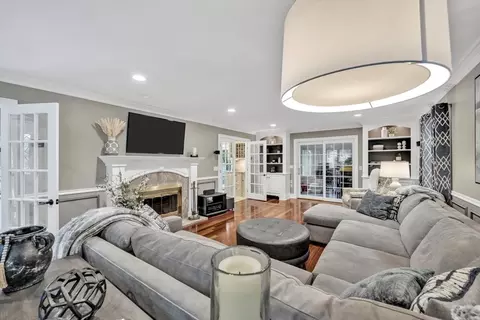 Living - 926 N Main St, Raynham, MA 02767 photo 1 of 4