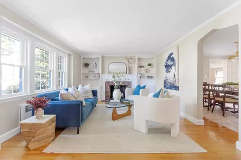 55 Berkshire Rd, Needham, MA 02492 photo 3