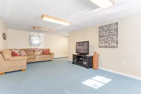 55 Berkshire Rd, Needham, MA 02492 photo 25