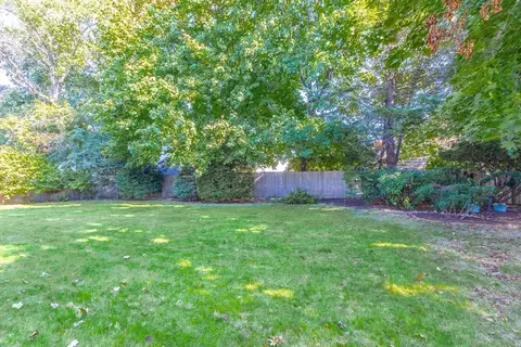 55 Berkshire Rd, Needham, MA 02492 photo 32