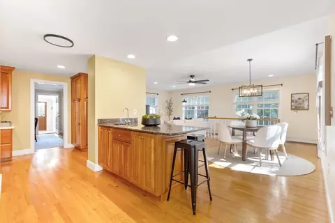 55 Berkshire Rd, Needham, MA 02492 photo 11