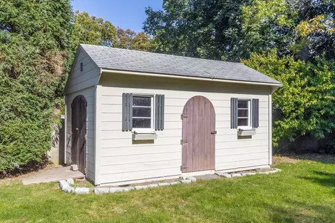 55 Berkshire Rd, Needham, MA 02492 photo 31