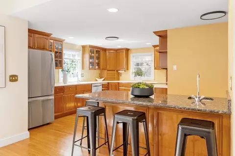 55 Berkshire Rd, Needham, MA 02492 photo 8