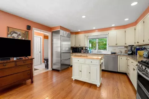 869 Charles River St, Needham, MA 02492 photo 12