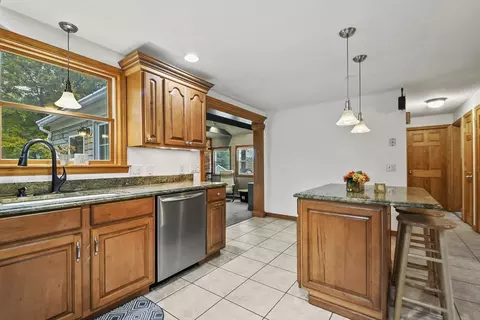 15 Westview Dr, Webster, MA 01570 photo 6