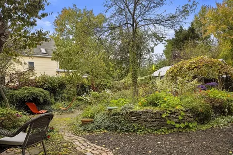 65 Dane St, Somerville, MA 02143 photo 2